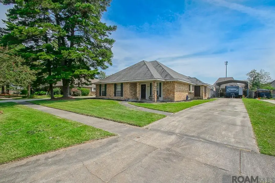 5029 Herridge Dr, Baton Rouge, LA 70817 - Image #2