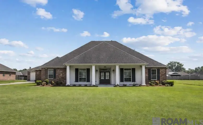 42439 Clouatre Rd, Gonzales, LA 70737 - #1