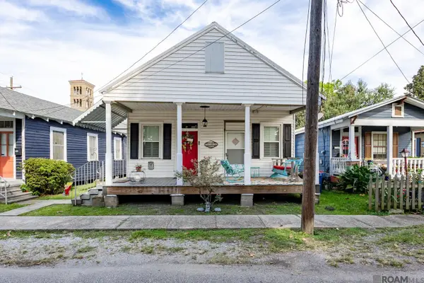 57742 Plaquemine St, Plaquemine, LA 70764