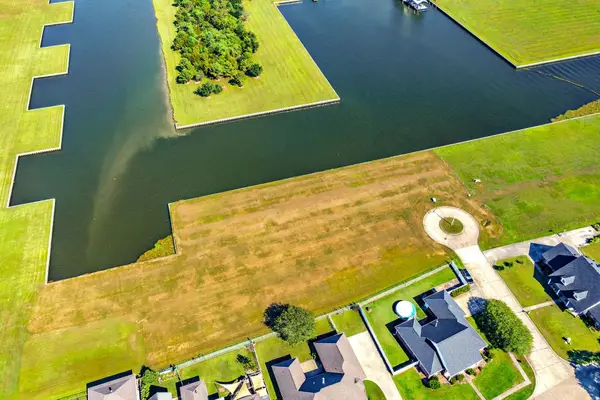 1788 Sandy Beach Road, Houma, LA 70360