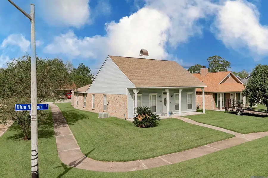 4301 Blue Ribbon Dr, Baton Rouge, LA 70814 - Image #3