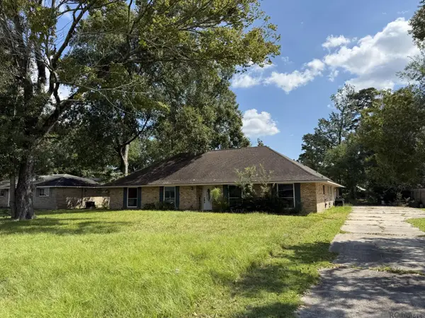 2232 Connie Dr, Denham Springs, LA 70726
