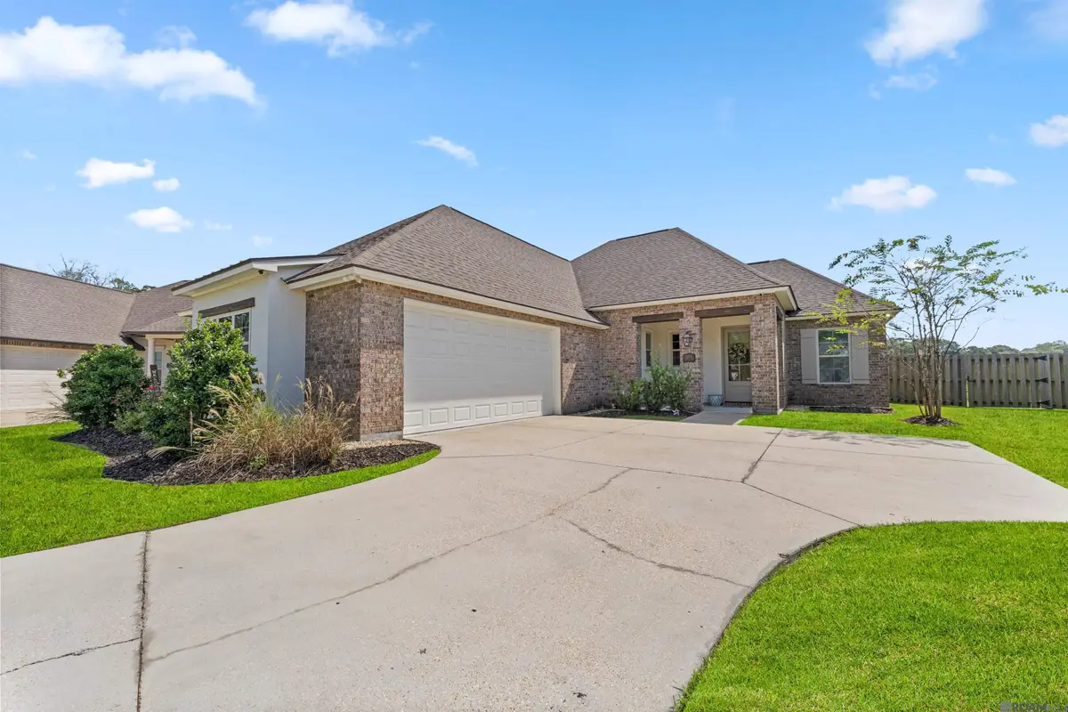 16074 Greycliff Ave, Pride, LA 70770 - Image #1