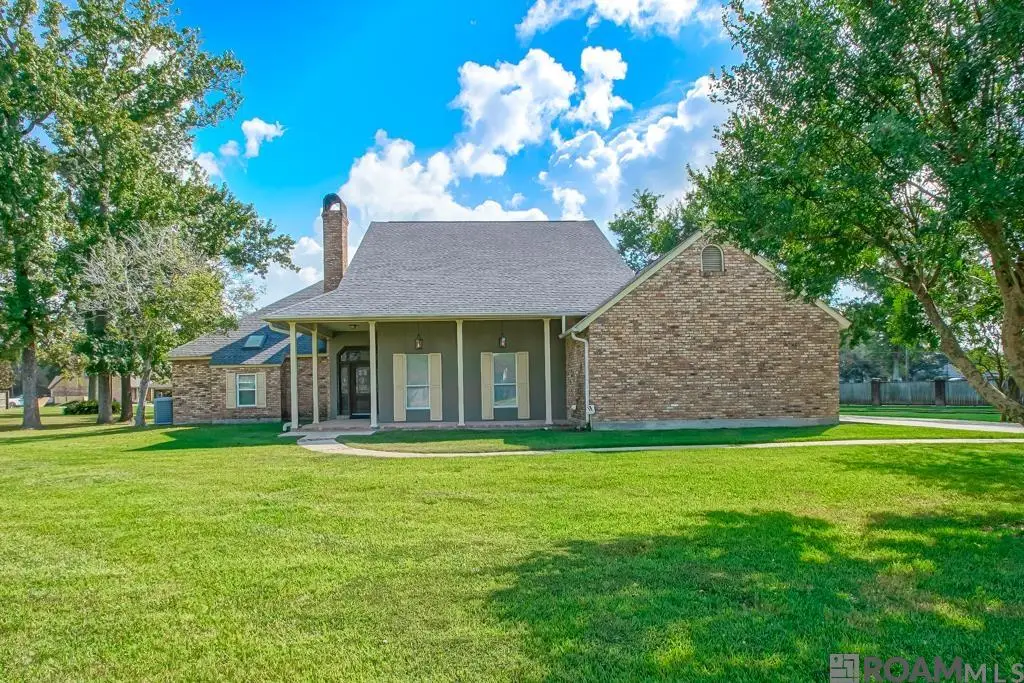 1930 S Houmas Ave, Gonzales, LA 70737 - #1