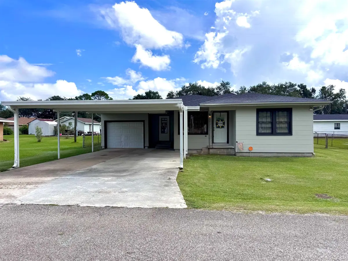 207 Fannie St, Houma, LA 70360 - #1