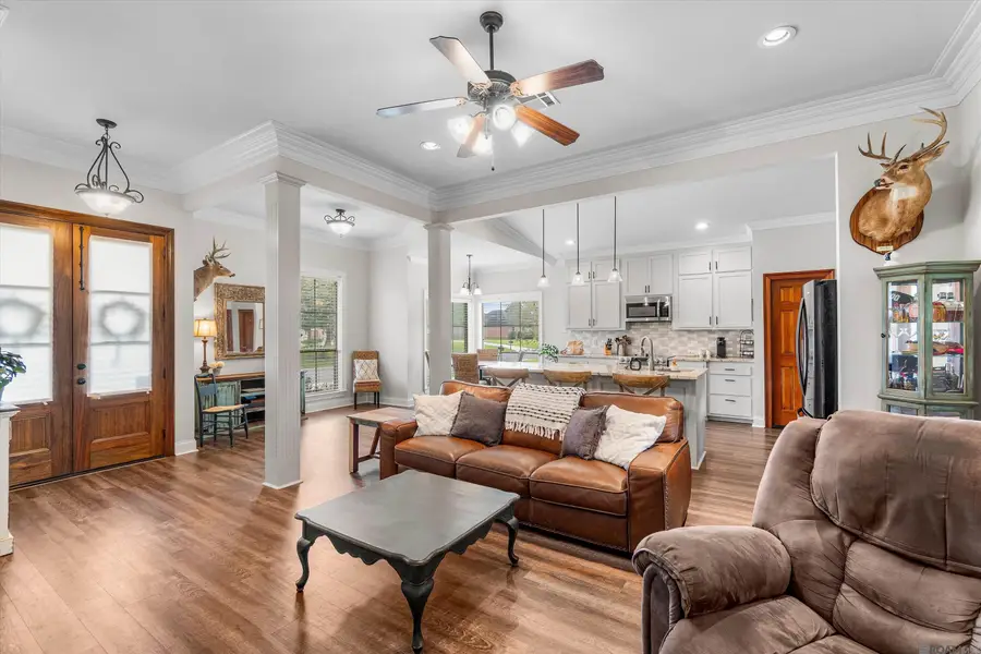 13163 Dutchtown Lakes Dr, Geismar, LA 70734 - Image #3