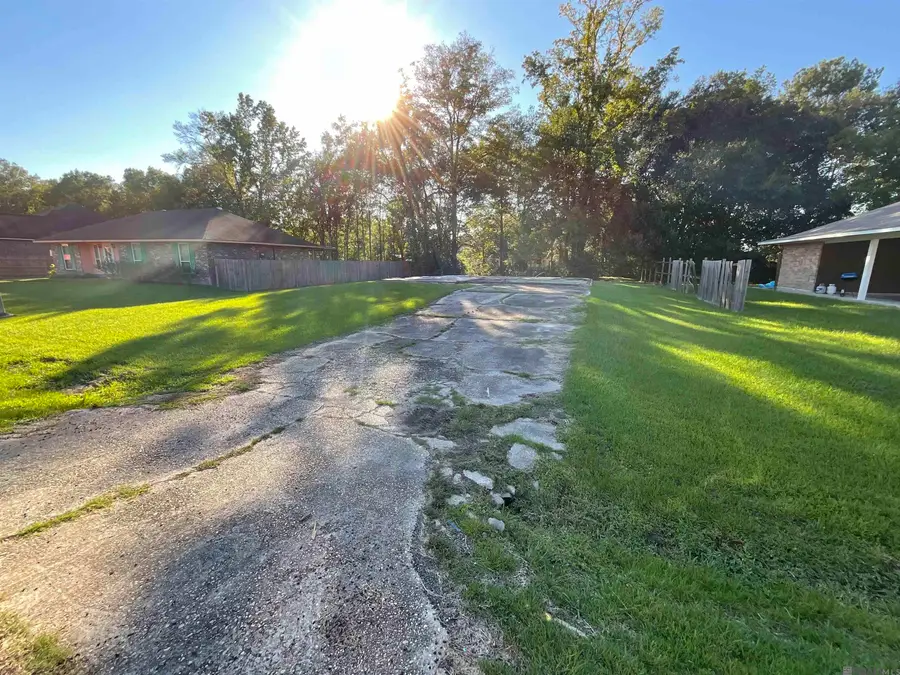 13841 Blairstown Dr, Baker, LA 70714 - Image #2