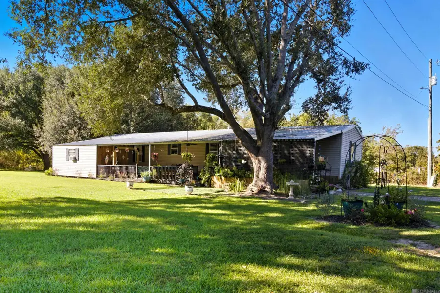 17143 Mcconnell Rd, Prairieville, LA 70769 - Image #2
