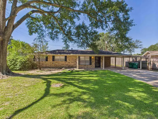 4324 Dunleith Ave, Port Allen, LA 70767