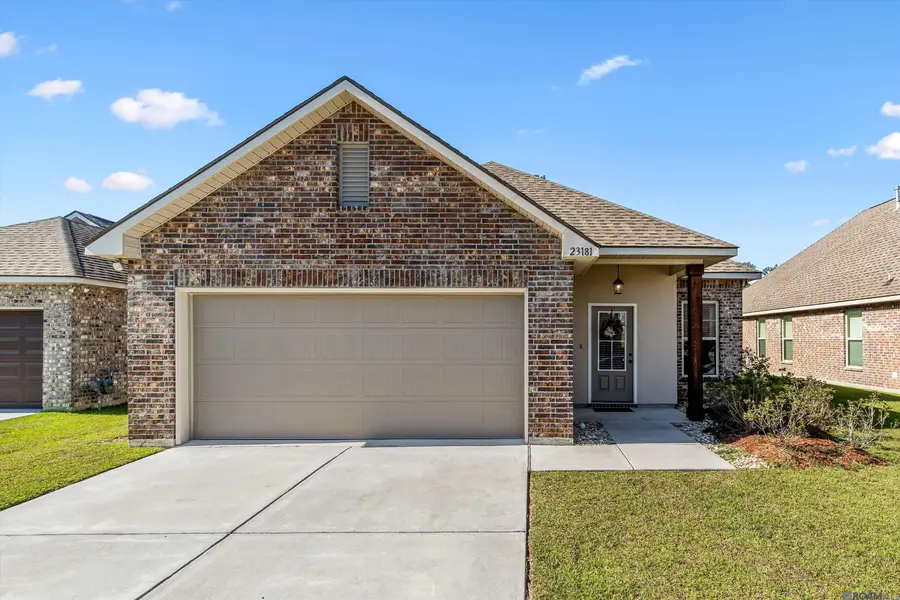 23181 Harlington Dr, Denham Springs, LA 70726 - Image #2