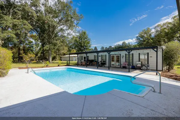 44311 Mi Mis Ln, St Amant, LA 70774