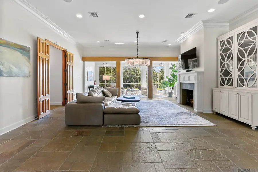 18260 S Mission Hills Ave, Baton Rouge, LA 70810 - Image #2