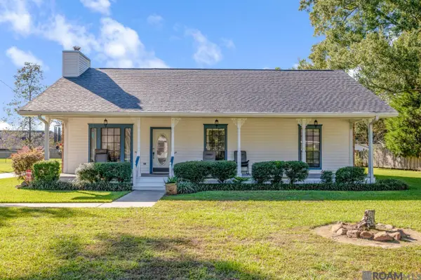 14310 Latil St, Walker, LA 70785