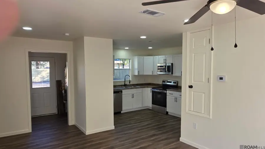 11225 Chalice Dr, Baton Rouge, LA 70815 - Image #2