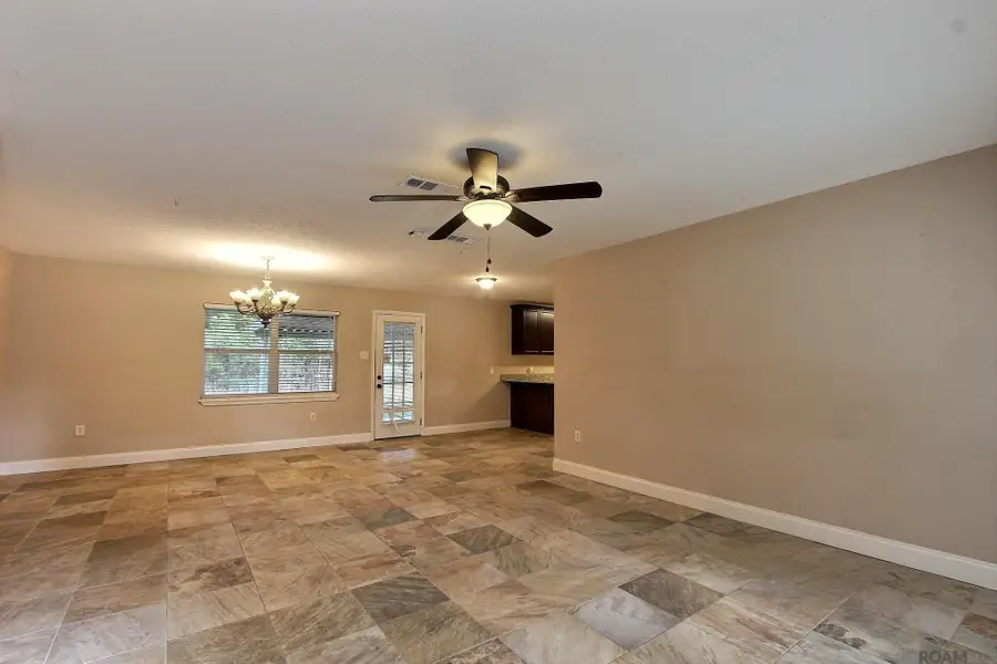 5356 Goodland Dr, Greenwell Springs, LA 70739 - Image #2