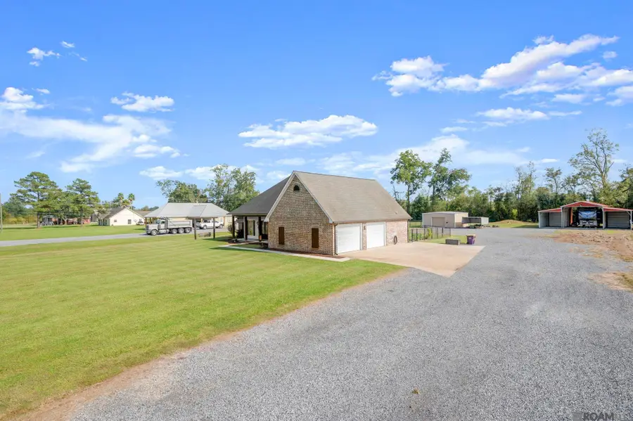 38059 Osten Beard Rd, Darrow, LA 70725 - Image #3