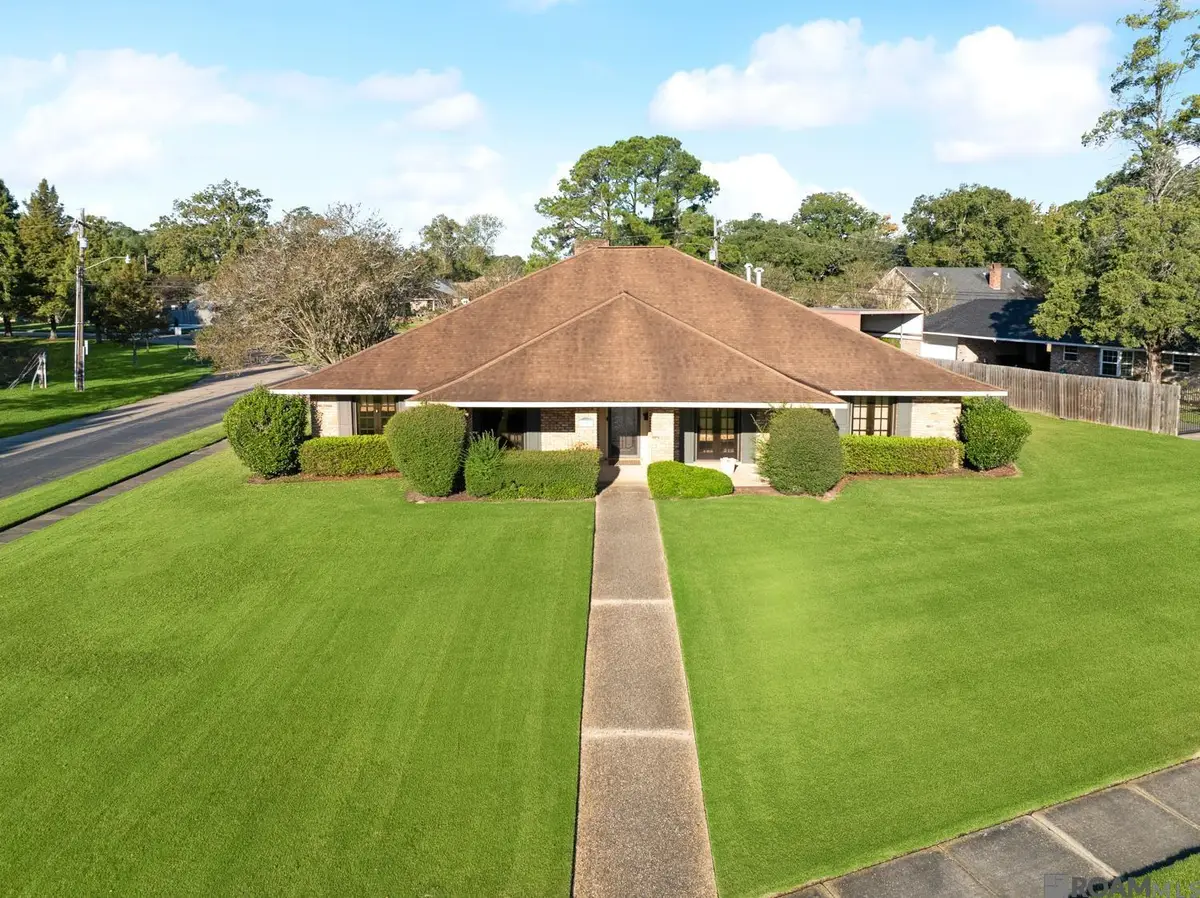 2147 Capri Dr, Baton Rouge, LA 70815 - Image #1