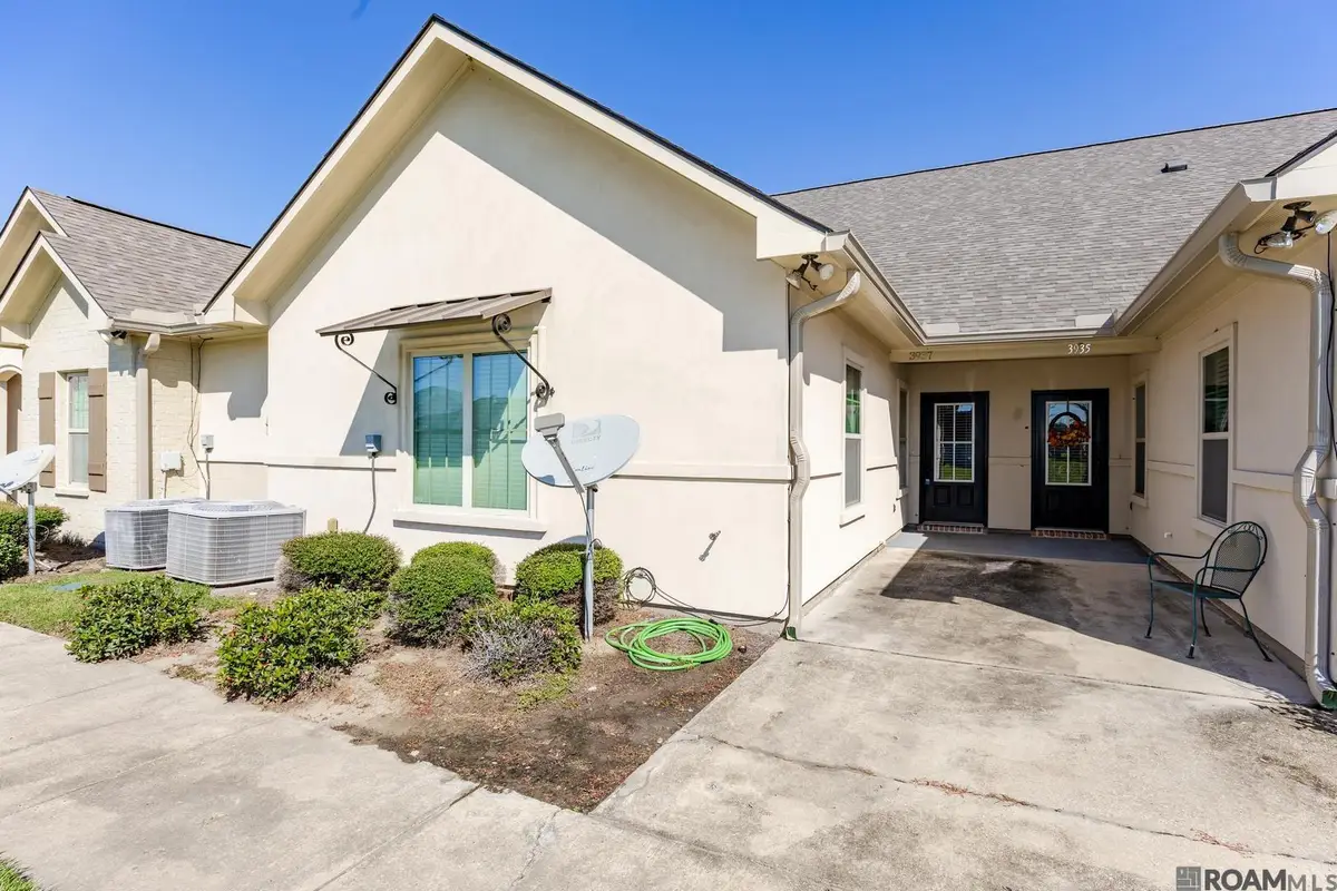 3937 Cypress Hall Dr, Addis, LA 70710 - Image #1