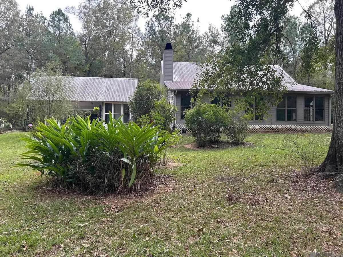 9288 Rudolph Davis Rd, Saint Francisville, LA 70775 - Image #1