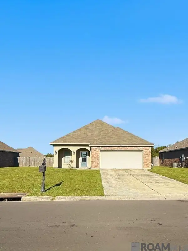 13867 Arbor Walk Dr, Denham Springs, LA 70726
