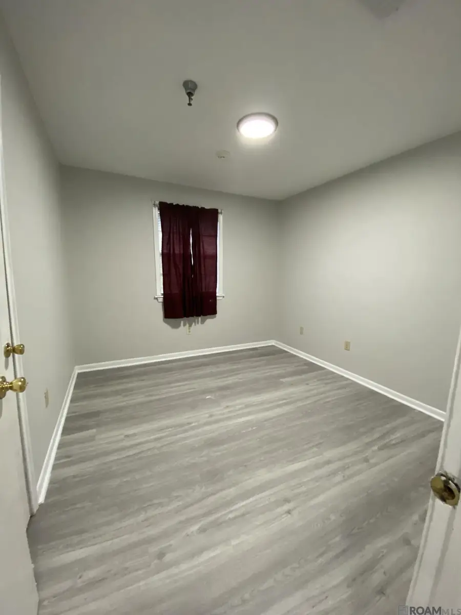 4236 Southpark Dr, Baton Rouge, LA 70816 - Image #3