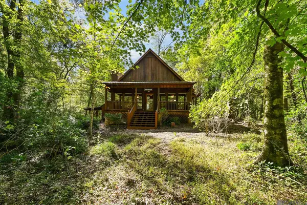 10910 Fairview Ln, St Francisville, LA 70775