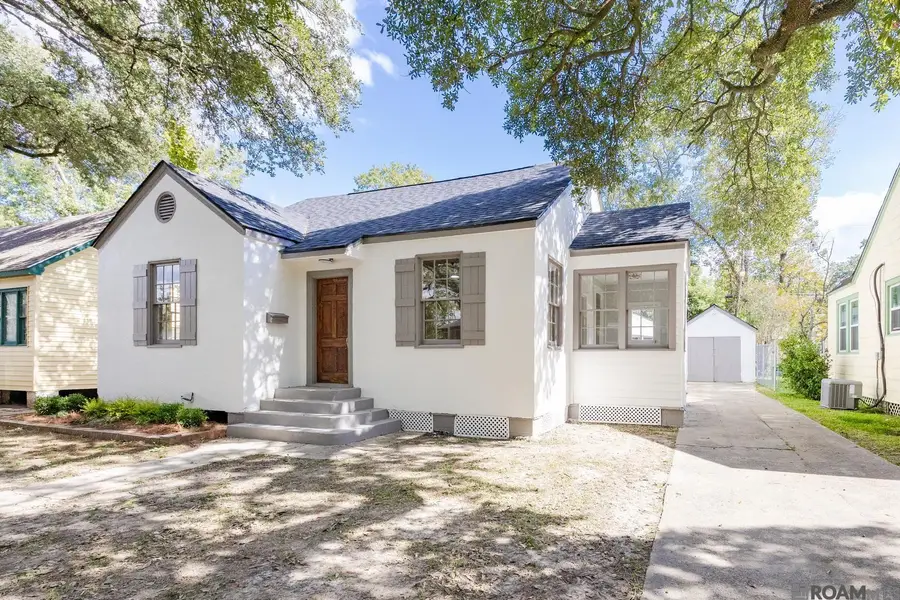 135 Belleview Dr, Baton Rouge, LA 70806 - Image #2