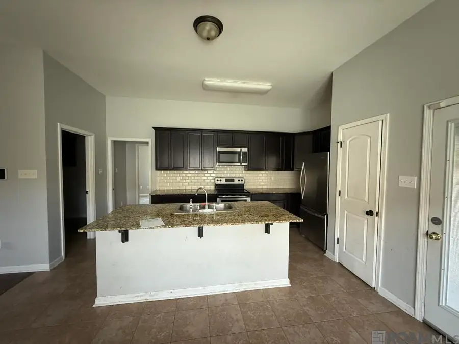 9255 Redwood Lake Blvd, Zachary, LA 70791 - Image #3