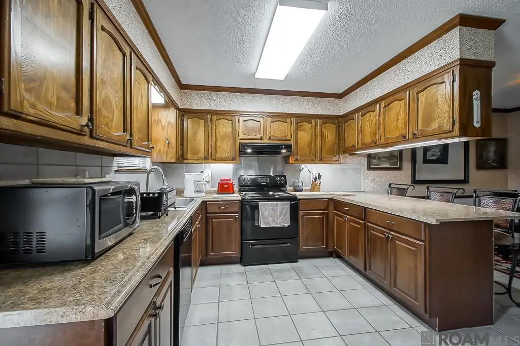 1434 Magnolia Ridge Dr, Baton Rouge, LA 70816 - Image #1