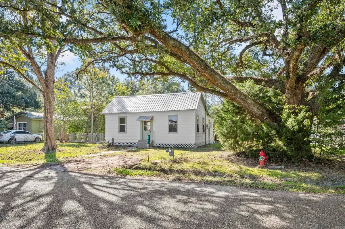 1412 Chestnut St, Jackson, LA 70748 - Image #1
