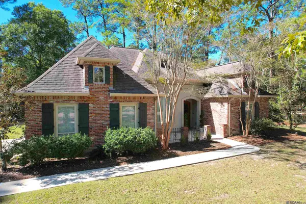 61109 Brier Lake Drive, Lacombe, LA 70445