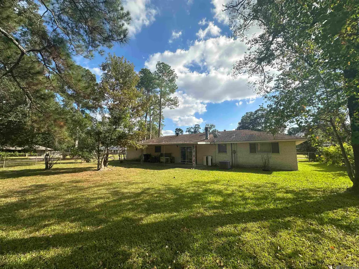 9567 W Pomona Dr, Baton Rouge, LA 70815 - Image #1
