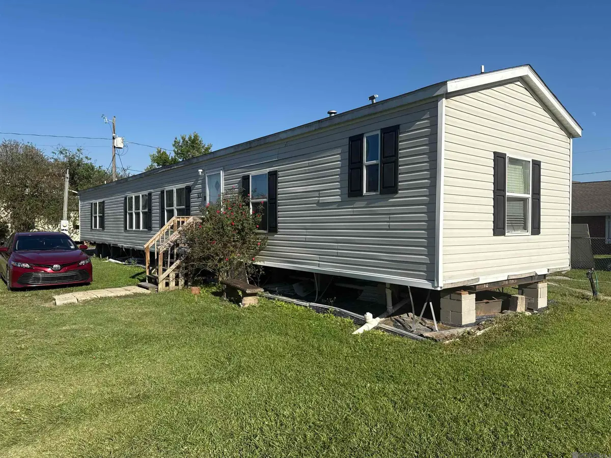 301 Franklin St, Napoleonville, LA 70390 - Image #1