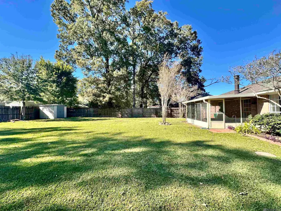 7928 Board Dr, Baton Rouge, LA 70817 - Image #2