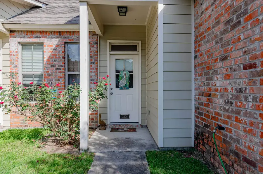 13326 Bergin Dr, Shenandoah, LA 70817 - Image #2