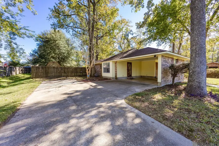 4855 Bricklin Dr, Baton Rouge, LA 70809 - Image #3