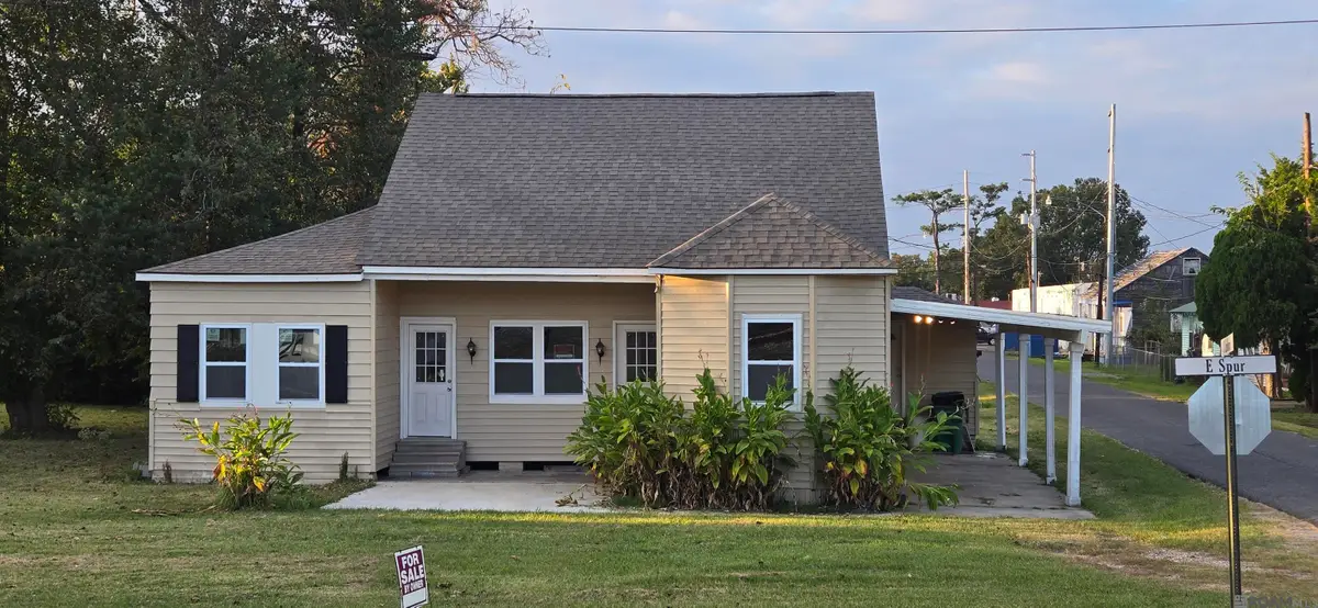 221 E Spur Ln, Gramercy, LA 70052 - Image #1