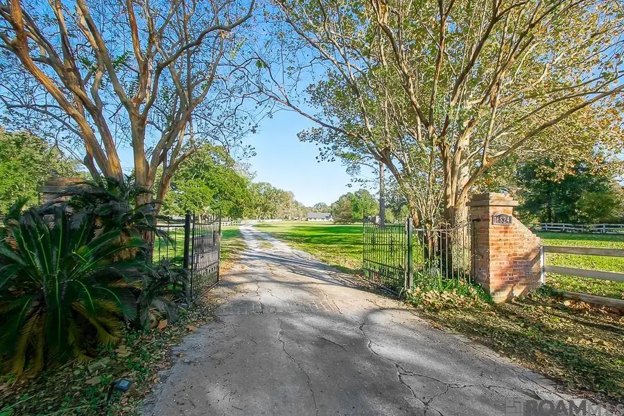 16824 George O Neil Rd, Baton Rouge, LA 70817 - Image #2
