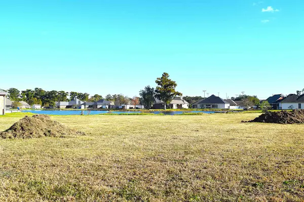 138 North Eagle Drive, Houma, LA 70364