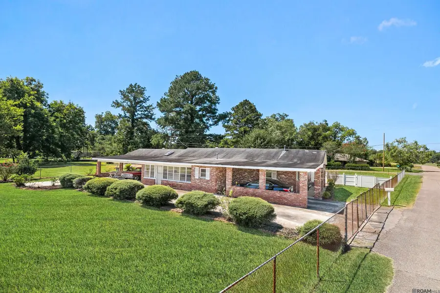 12114 St Augustine St, New Roads, LA 70760 - Image #2