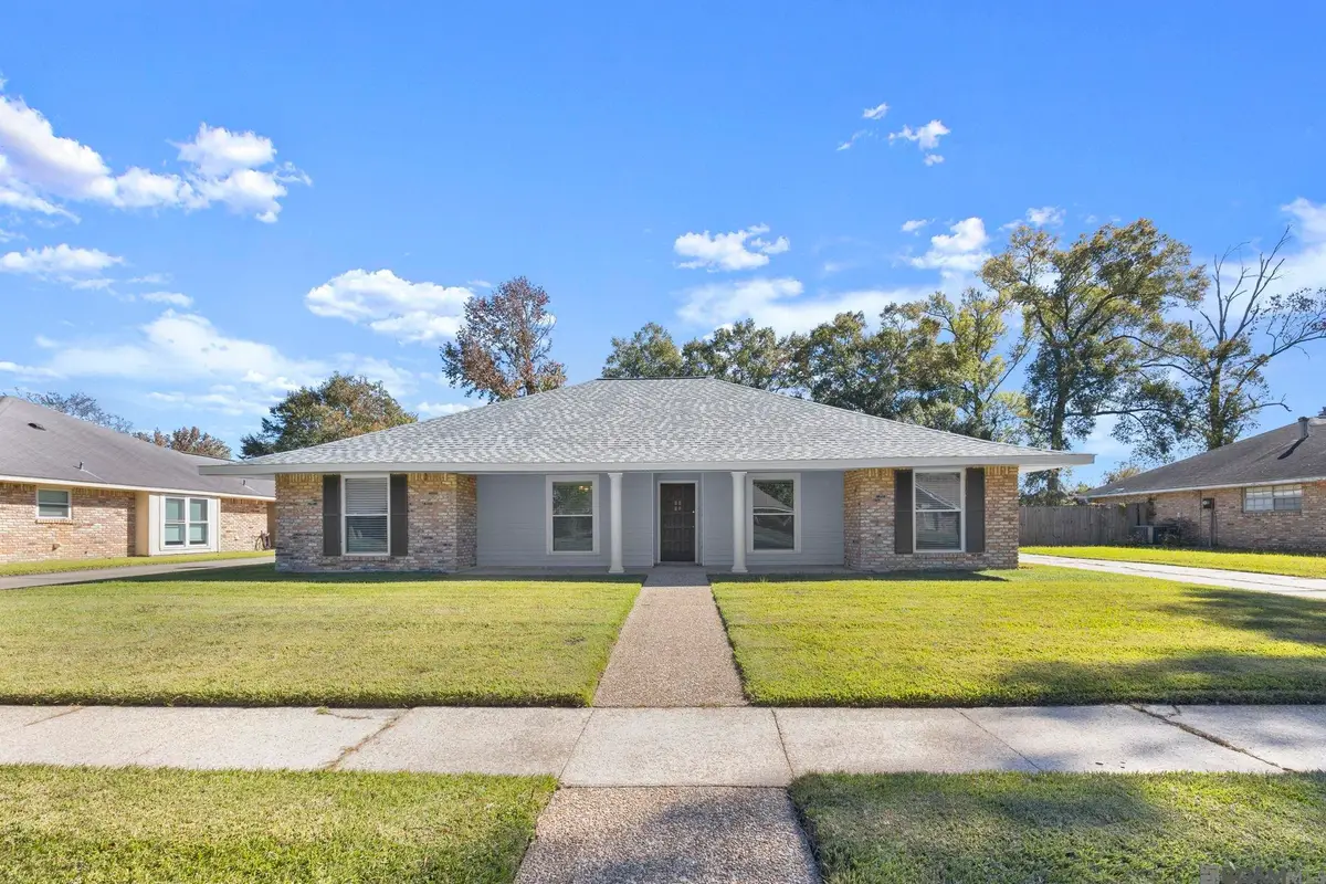 2333 Walnutwood Dr, Baton Rouge, LA 70816 - Image #1