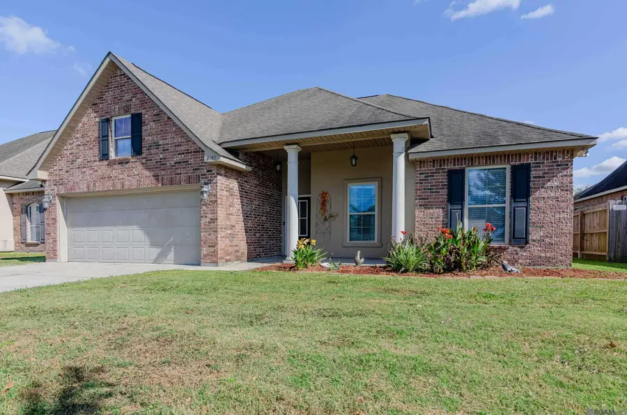 16450 Timberstone Dr, Prairieville, LA 70769 - Image #2
