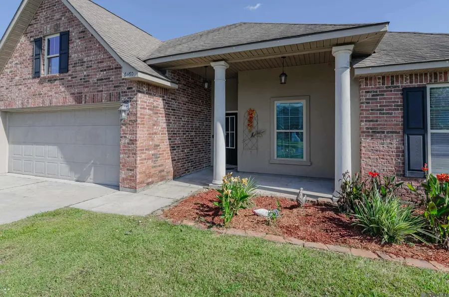 16450 Timberstone Dr, Prairieville, LA 70769 - Image #3