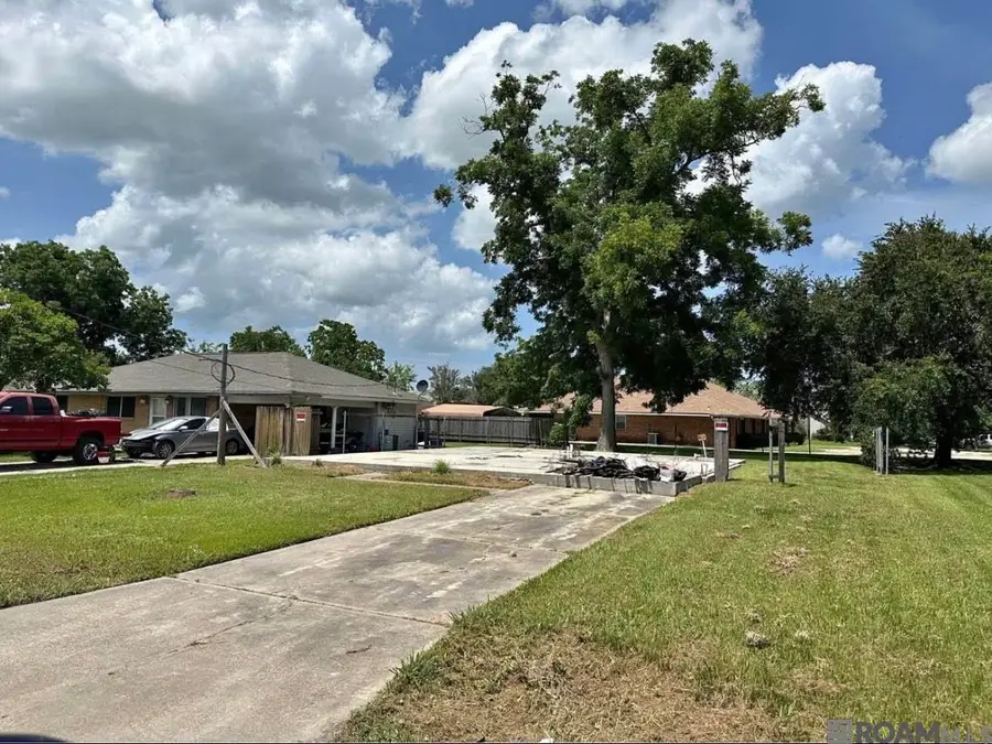 122 Mattie St, Laplace, LA 70068 - #2