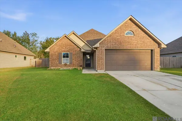 14148 Martinique Dr, Gonzales, LA 70737