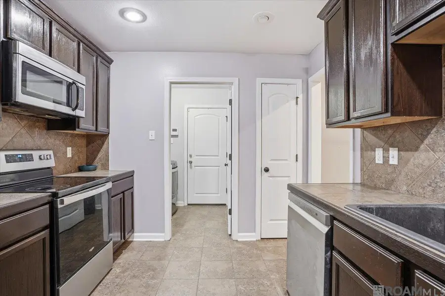 14148 Martinique Dr, Gonzales, LA 70737 - Image #3