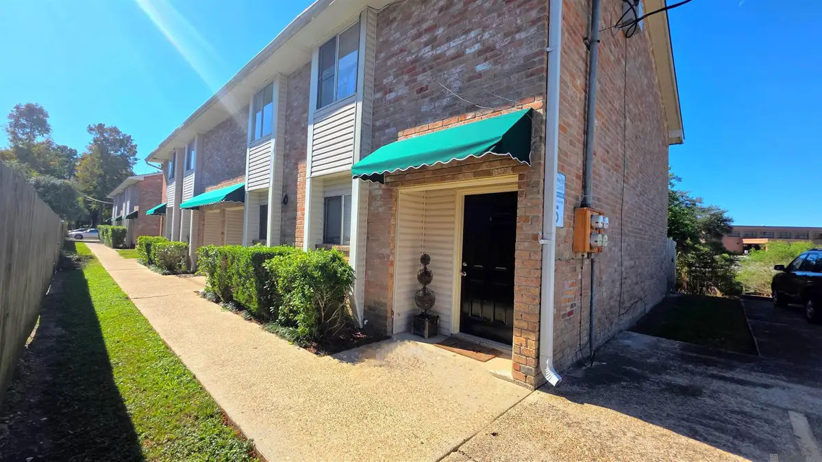 919 W Rothland St #5B, Gonzales, LA 70737 - Image #1