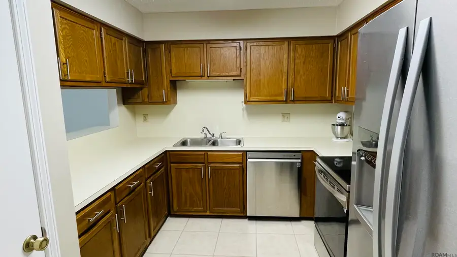 5323 Blair Ln #V-110, Baton Rouge, LA 70809 - Image #3