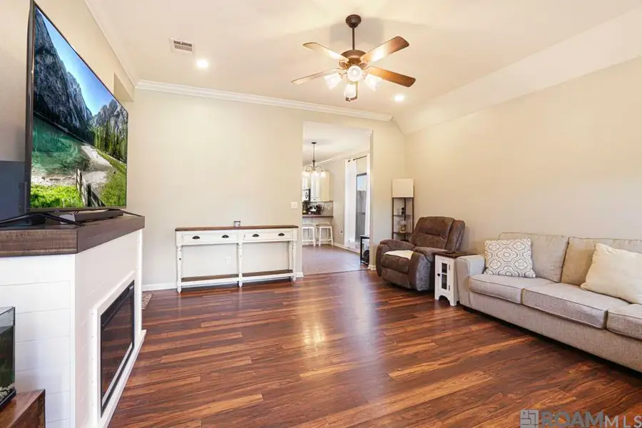 14469 Essen Terrace Dr, Gonzales, LA 70737 - Image #3