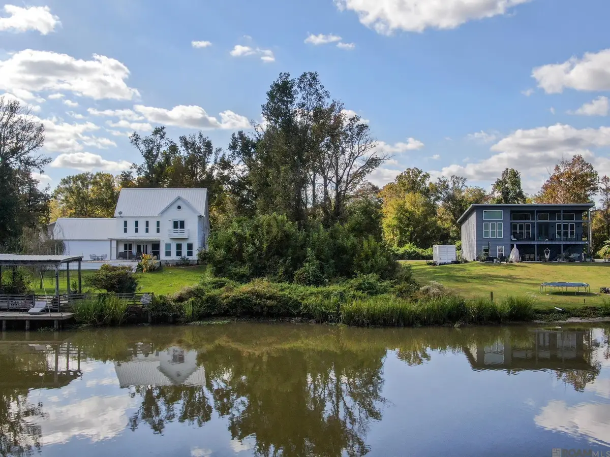 14390 Bayou Terrace Dr, Saint Amant, LA 70774 - Image #1